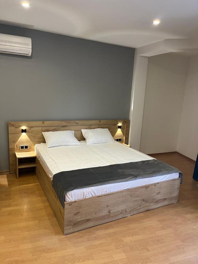 Friendly Hotel Jereván Kültér fotó