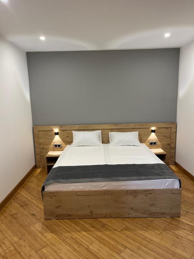 Friendly Hotel Jereván Kültér fotó
