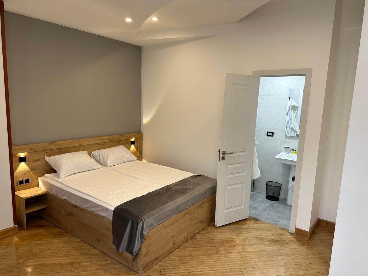 Friendly Hotel Jereván Kültér fotó