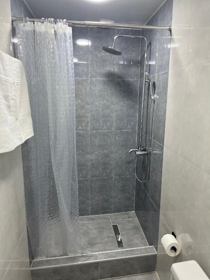 Friendly Hotel Jereván Kültér fotó