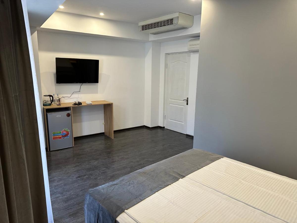 Friendly Hotel Jereván Kültér fotó