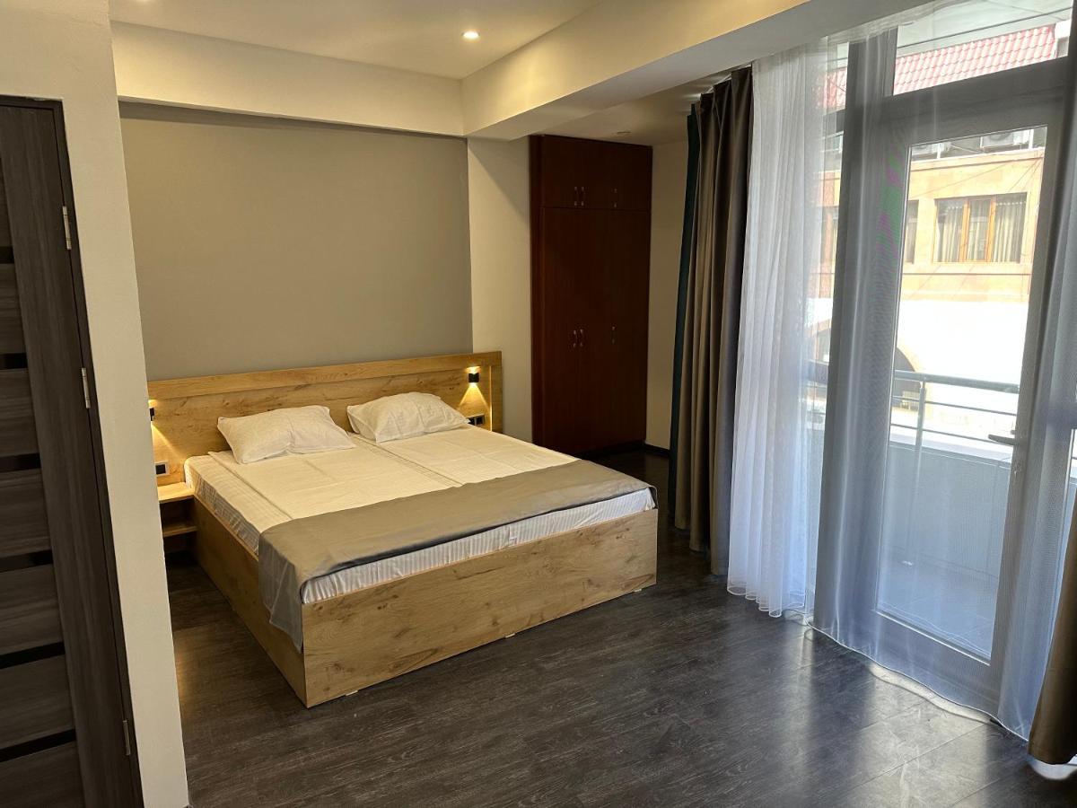 Friendly Hotel Jereván Kültér fotó
