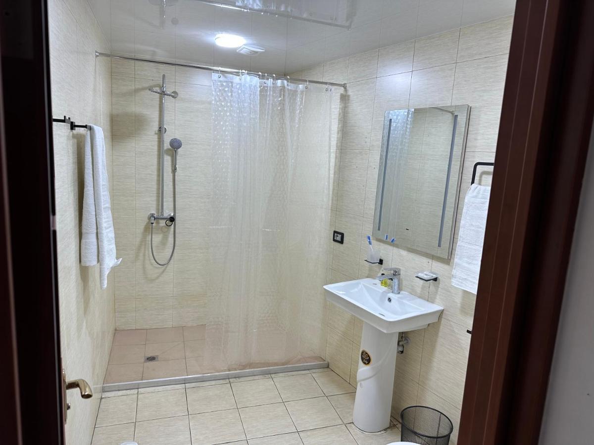 Friendly Hotel Jereván Kültér fotó