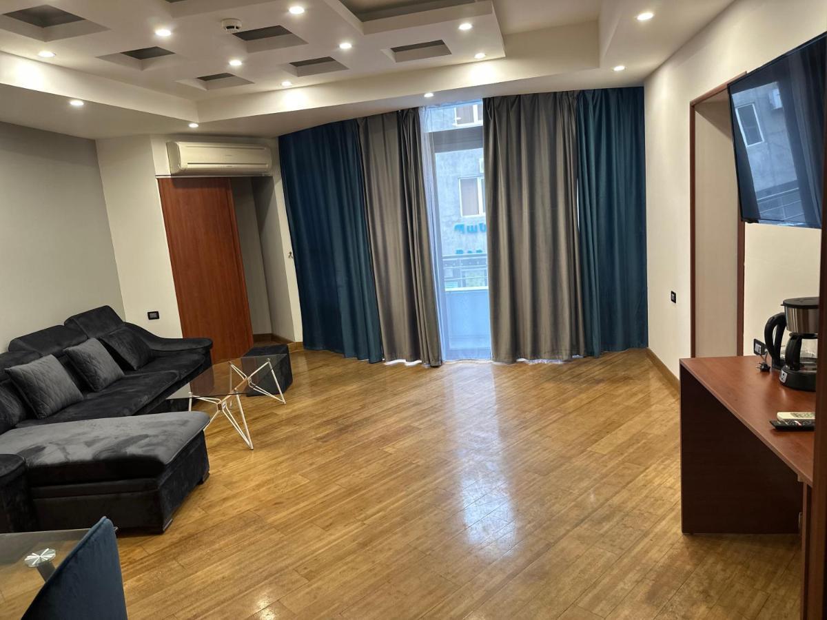 Friendly Hotel Jereván Kültér fotó