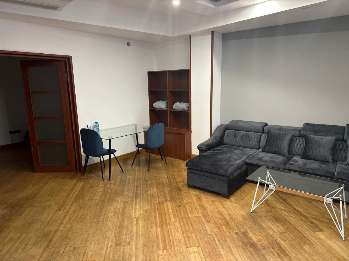 Friendly Hotel Jereván Kültér fotó